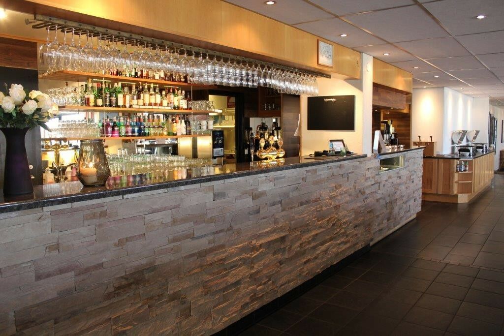 סטורומן Hotell Toppen מראה חיצוני תמונה